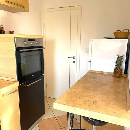 Rudie With 4 Near The Sea Apartment Trogir